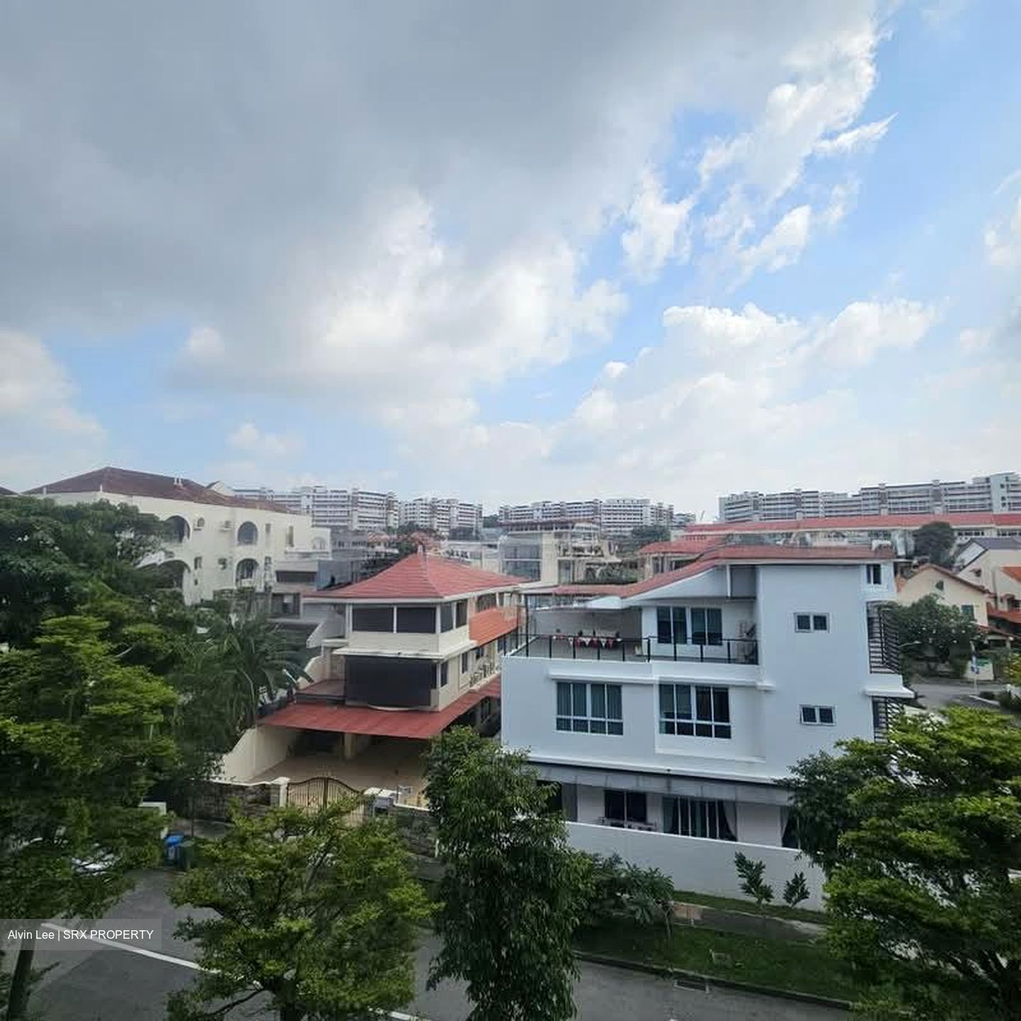 Gambir Ridge (D19), Apartment #571000741